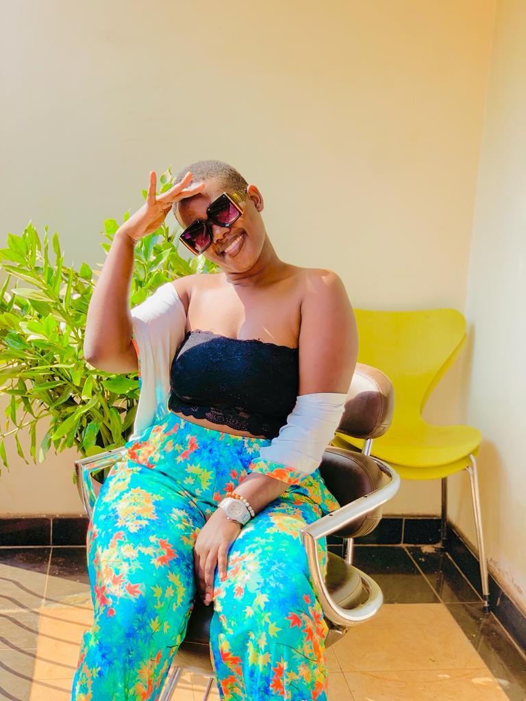 Red Pepper Uganda on Twitter "FRESH KABALE JUICE! Meet curvy, Bummy