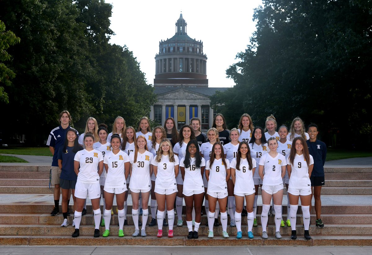 URwomenssoccer's tweet photo. Introducing your 2022 Yellowjackets! ⚽️🐝

#meliora #buzzin #squad https://t.co/JOWB92InBp
