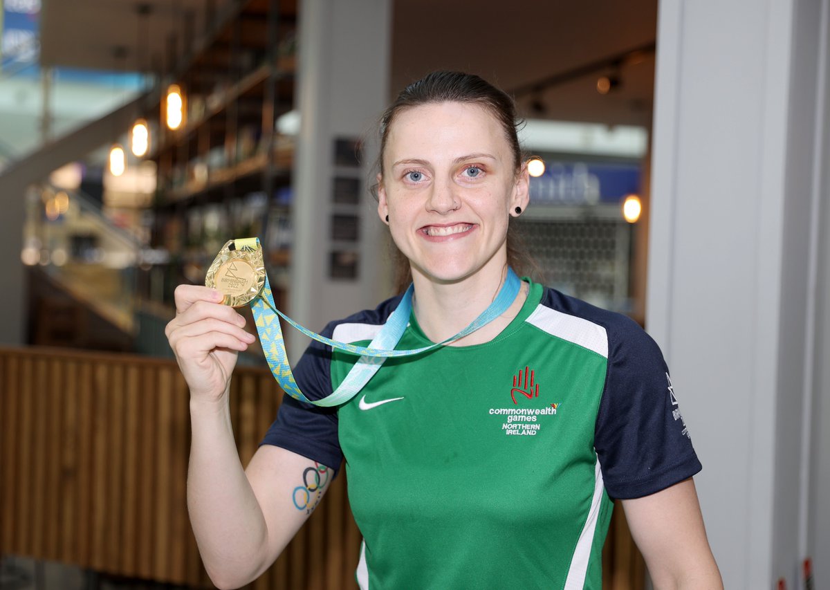 ⏰Tick tock beware of the clock - voting closes at 5pm today for this year's National Lottery Awards - Athlete of the Year! Our very own gold medallist 🥇💪🏻🥊<a href="/michaelaw57/">Michaela Walsh</a> has been shortlisted so vote now:bit.ly/VoteNLAWalsh or on social media using the hashtag #NLAWalsh