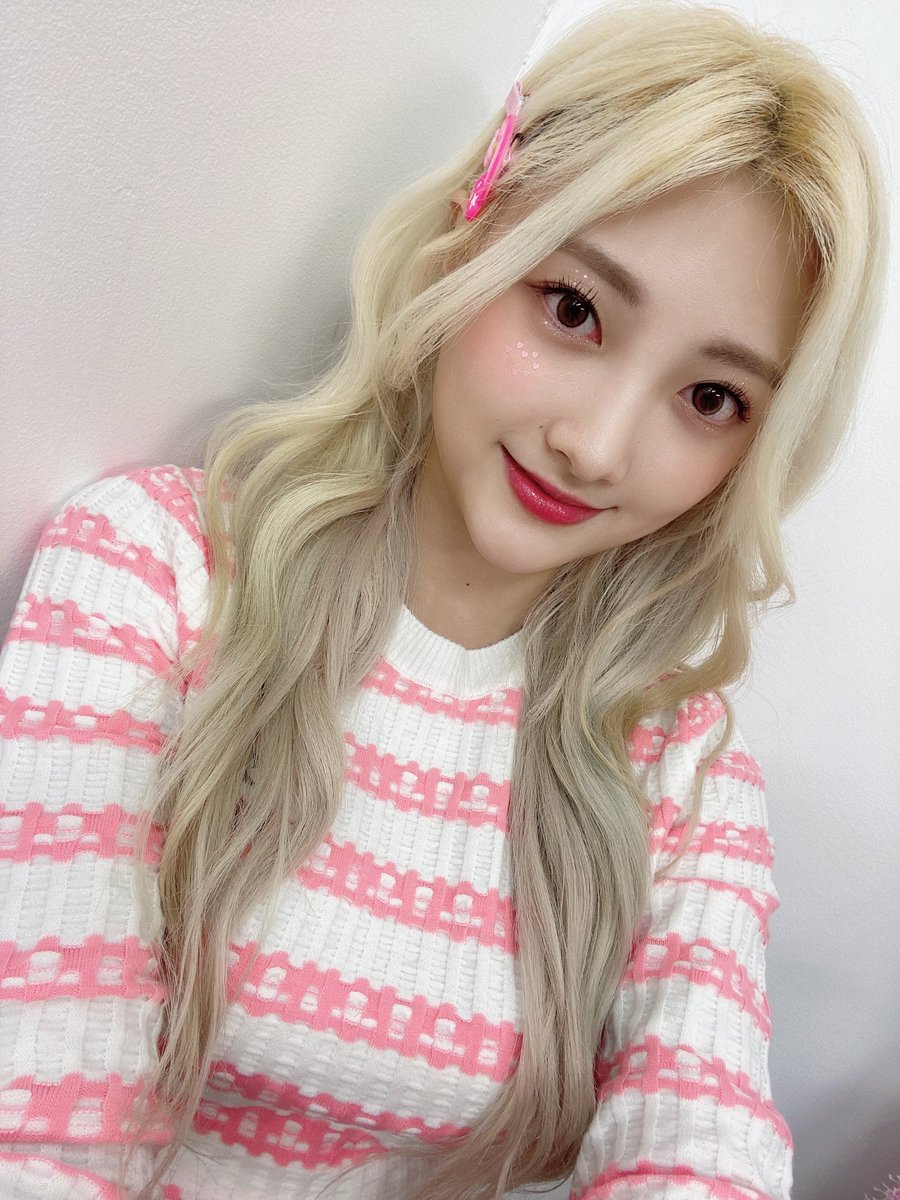 FCENM_ILY1_JP's tweet photo. [📸]ロナ(RONA)

オンリーワン~明日はもう日本活動最後の日ですㅠㅠ 私は後悔ないように一生懸命頑張るので私たち明日ぜったいに会いましょう!!この活動の間ありがとう~❤️❤️おやすみ!!

#ILY1 #アイリーワン #Que_Sera_Sera #リリカ #ハナ #ロナ #ナユ #アラ #エルバ #リリイベ #リリースイベント https://t.co/gQOIyCopxW