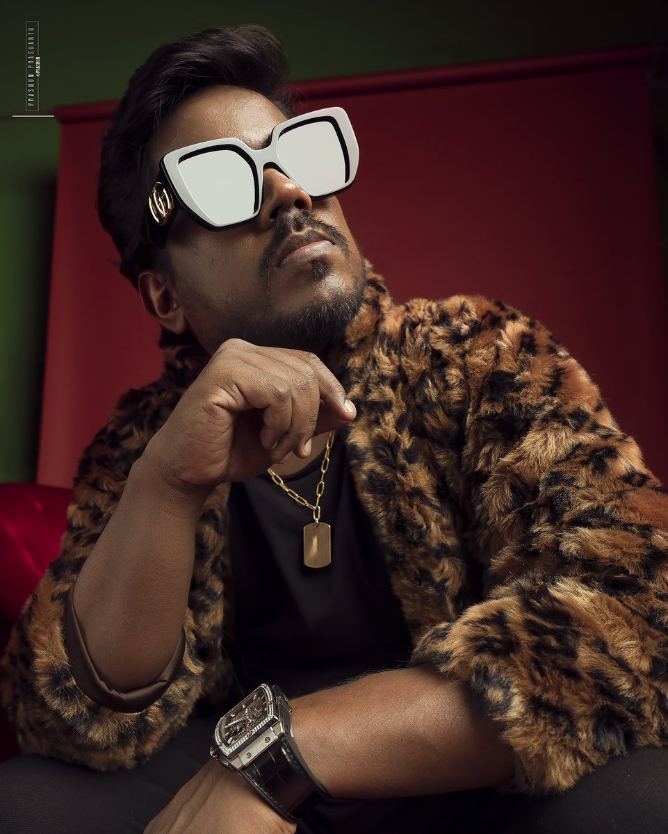 prachuprashant's tweet photo. HBD Na @thisisysr  Can’t wait for more exciting endeavours with you. Few Unseen Pictures from the shoot of #BabyGurl ⚡️ https://t.co/oZYg4TtuI6