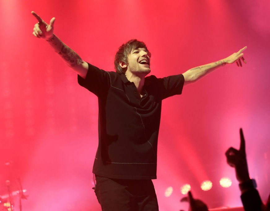 new965philly's tweet photo. That moment when you find out new @Louis_Tomlinson music is on the way 😁🙌 #FaithInTheFuture 🖤 

#965TDY #LouisTomlinson https://t.co/kpLbDcBLE6
