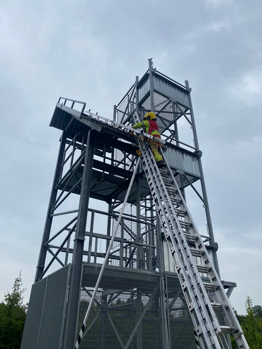 PoweyLaneFS's tweet photo. Congratulations to Beth stockley for passing the EPA for the apprenticeship . #dedication https://t.co/IJoPsFcEoU