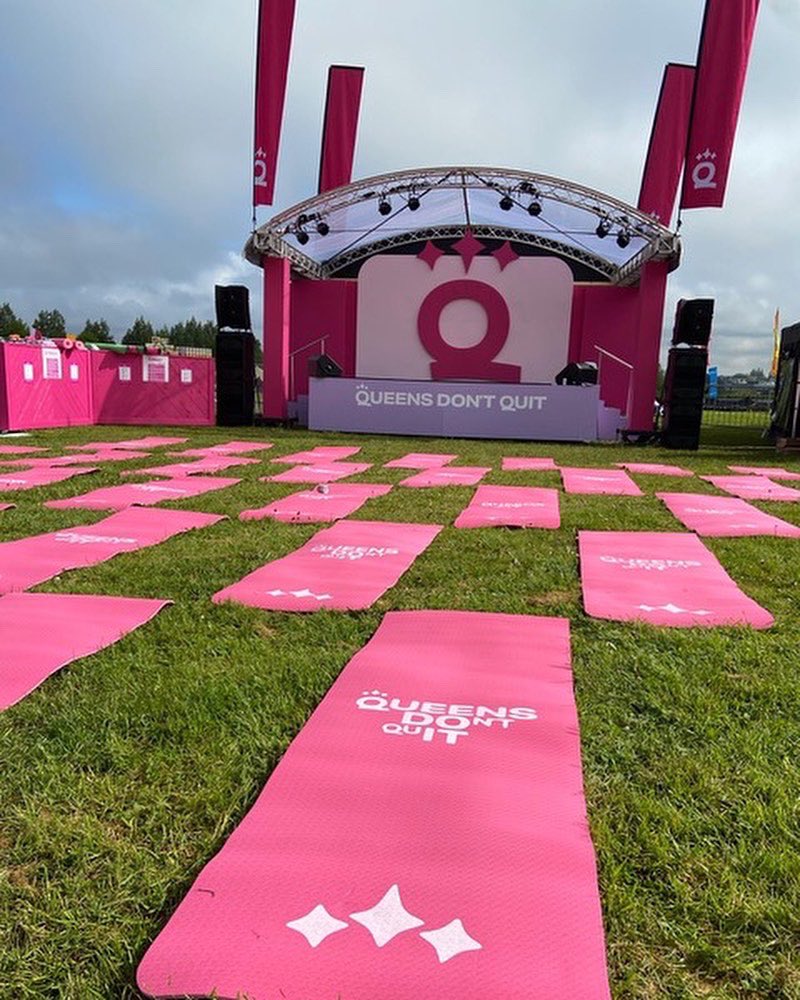 Set and stage design and build for Queens Don’t Quit live wellness event earlier this year. ✨💅🏼 💪🏽