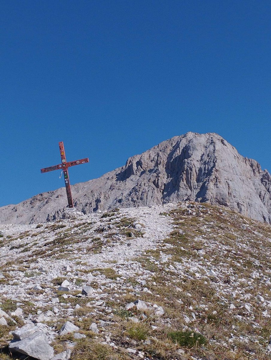 natabalzana's tweet photo. I have spoken with god
and he has abandoned us
#Gransasso #monteAquila https://t.co/zAnOECTI0H