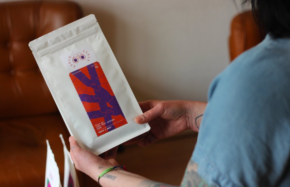 fieldberlin's tweet photo. We're looking for someone to join our team in the role of Sales and Wholesale Manager! The ideal candidate will love coffee, people and kicking goals on a regular basis. Read more via https://t.co/kyW4vbYNo2
#FieldCoffee #BerlinCoffee https://t.co/dxRr0SDFPi