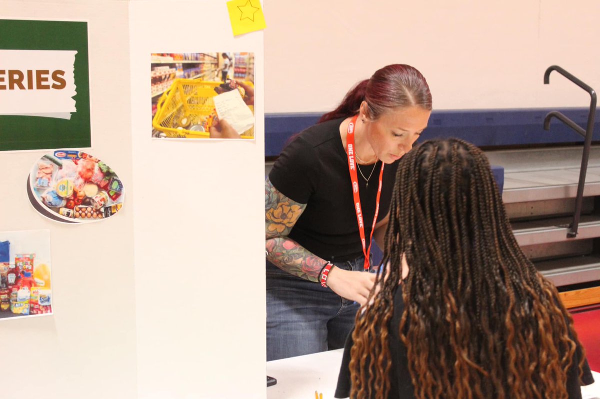 tsabgcgreaterok's tweet photo. Thatโs a wrap on the first Reality Store experience, held this afternoon for students aged 12 and up! ๐
Teens chose a career, were given a corresponding salary, and then worked themselves through life stations, tracking their expenses and income along the way. #realitystore https://t.co/ZK5fAh4koj