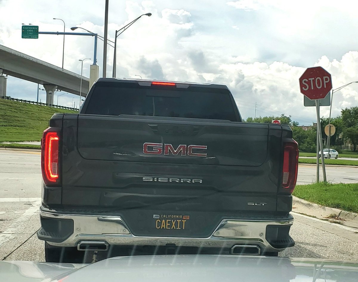 LarryToweTV's tweet photo. Saw this yesterday in Ybor.
#caexit https://t.co/Bc7j0B0igk