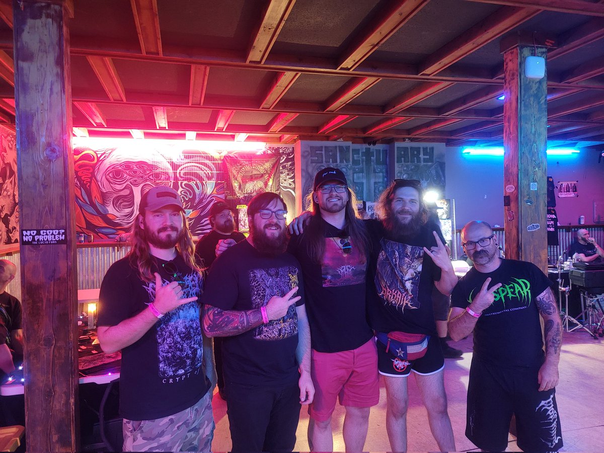JerPrecious's tweet photo. @SummontheLich #RustFest #metal #KilledIt https://t.co/Md1CPxJUei