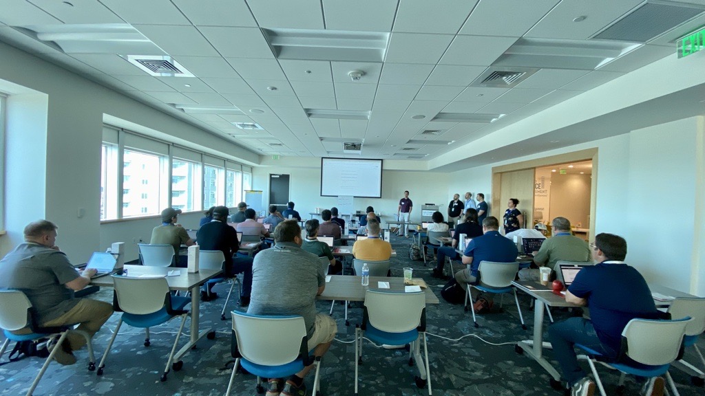 Emergent360's tweet photo. It's a packed house here at the @Emergent360 headquarters in Virginia Beach this morning for the Automation Tech Day with @RedHat @RedHatPartners!
#RedHatPartner #RedHat #TechDay https://t.co/LmZeaw23TE