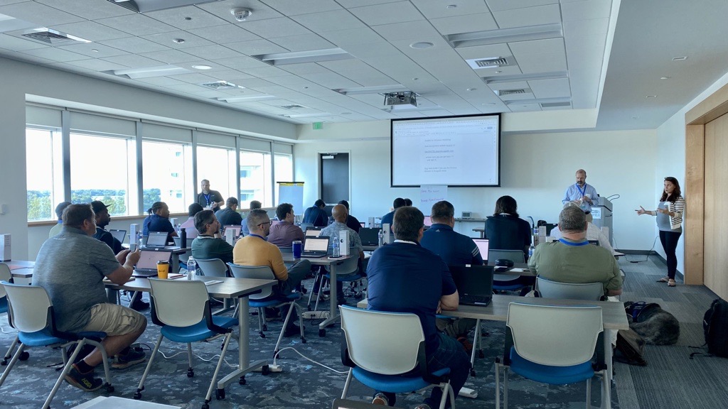 Emergent360's tweet photo. It's a packed house here at the @Emergent360 headquarters in Virginia Beach this morning for the Automation Tech Day with @RedHat @RedHatPartners!
#RedHatPartner #RedHat #TechDay https://t.co/LmZeaw23TE