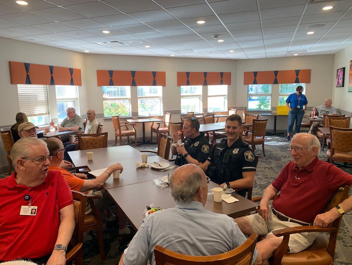 ManheimTwpPD's tweet photo. Thanks to @BrethrenVillage Retirement Community for another great Coffee with a Cop this morning.

The coffee, the conversation, and above all, the residents, were a joy to spend time with. Thank you!

#ManheimTwpPD #ManheimTownship #ManheimTwp https://t.co/V860jt1iUM