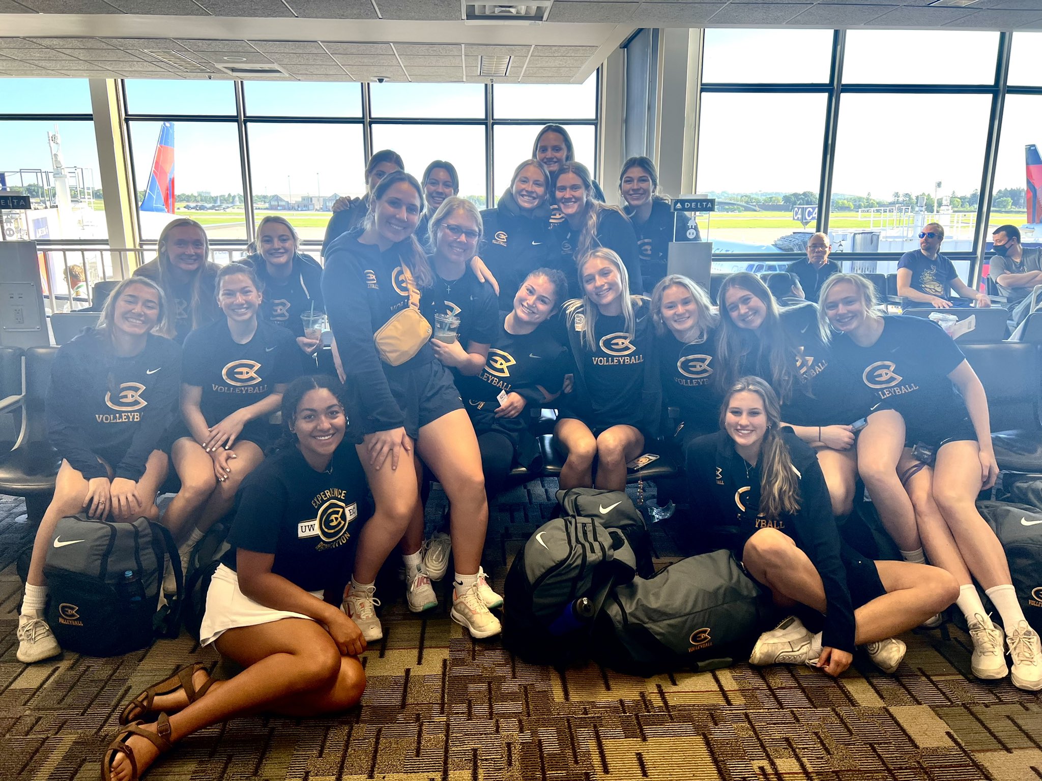 Uw Volleyball Team: Twitter Leak Explodes - 1io954f