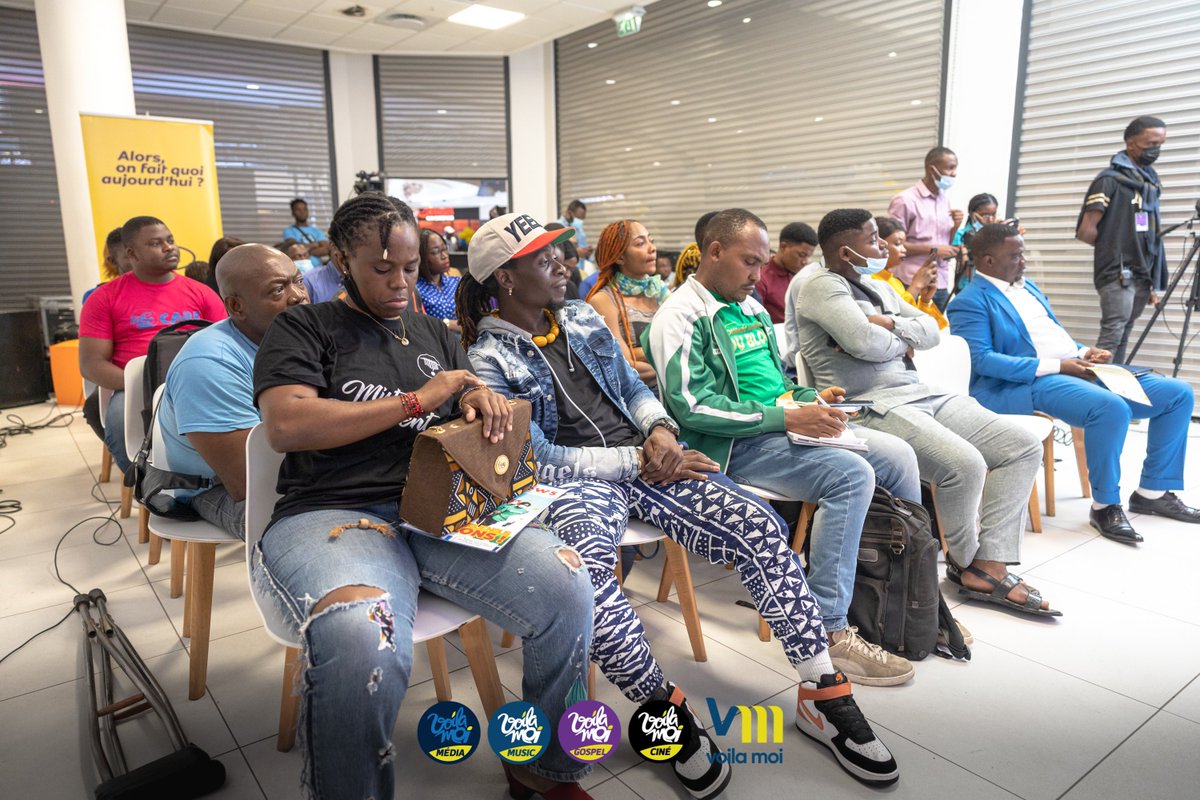 voilamoimedia's tweet photo. Merci pour ce début magnifique avec le Talk. La journée se poursuit au Douala Grand Mall.
#VoilaMoiUpgrade #BlogDay237 https://t.co/O8WSVvD1wK