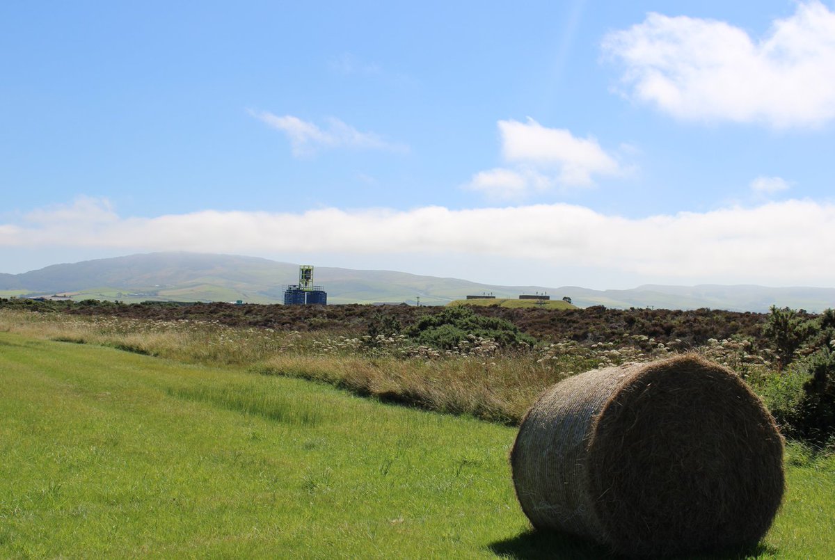 The #Skyrora team had a truly fantastic experience at the scenic <a href="/machairbase/">MACC Business Park</a>  conducting a successful second stage static fire test of #SkyroraXL! 🌞🚀

Thanks again to <a href="/DiscoverSpaceUK/">Discover Space UK</a>  for all your support in this monumental endeavor!

Learn more: skyrora.com/post/second-st…
