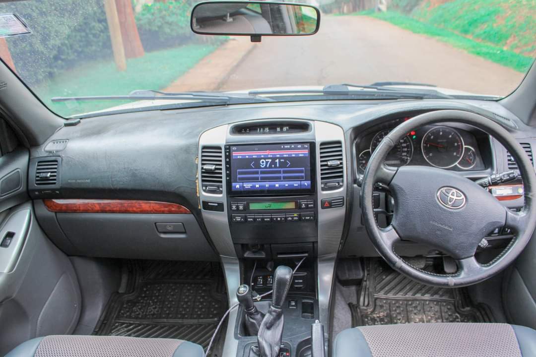 MistMotors's tweet photo. TOYOTA PRADO2007
 3000cc diesel 
Price 2.2m
More information 📞0723 552914
#presidentuhurukenyatta #comfort #toyotakenya #karencountryclub #nairobicardealers #nairobi #kiambu https://t.co/xSbhcKNUAG