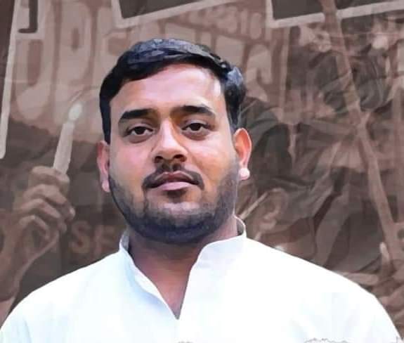 ArshakVs's tweet photo. Atiq had undergone surgery for Aortic Regurgitaion in AIIMS in Oct 2021. Authority is neglecting him as his life doesn’t matter to them. #SaveAtikurLife #ReleaseAtikurRahman. #SaveAtikurLife #ReleaseAtikurRahman https://t.co/86Io0552Wt
