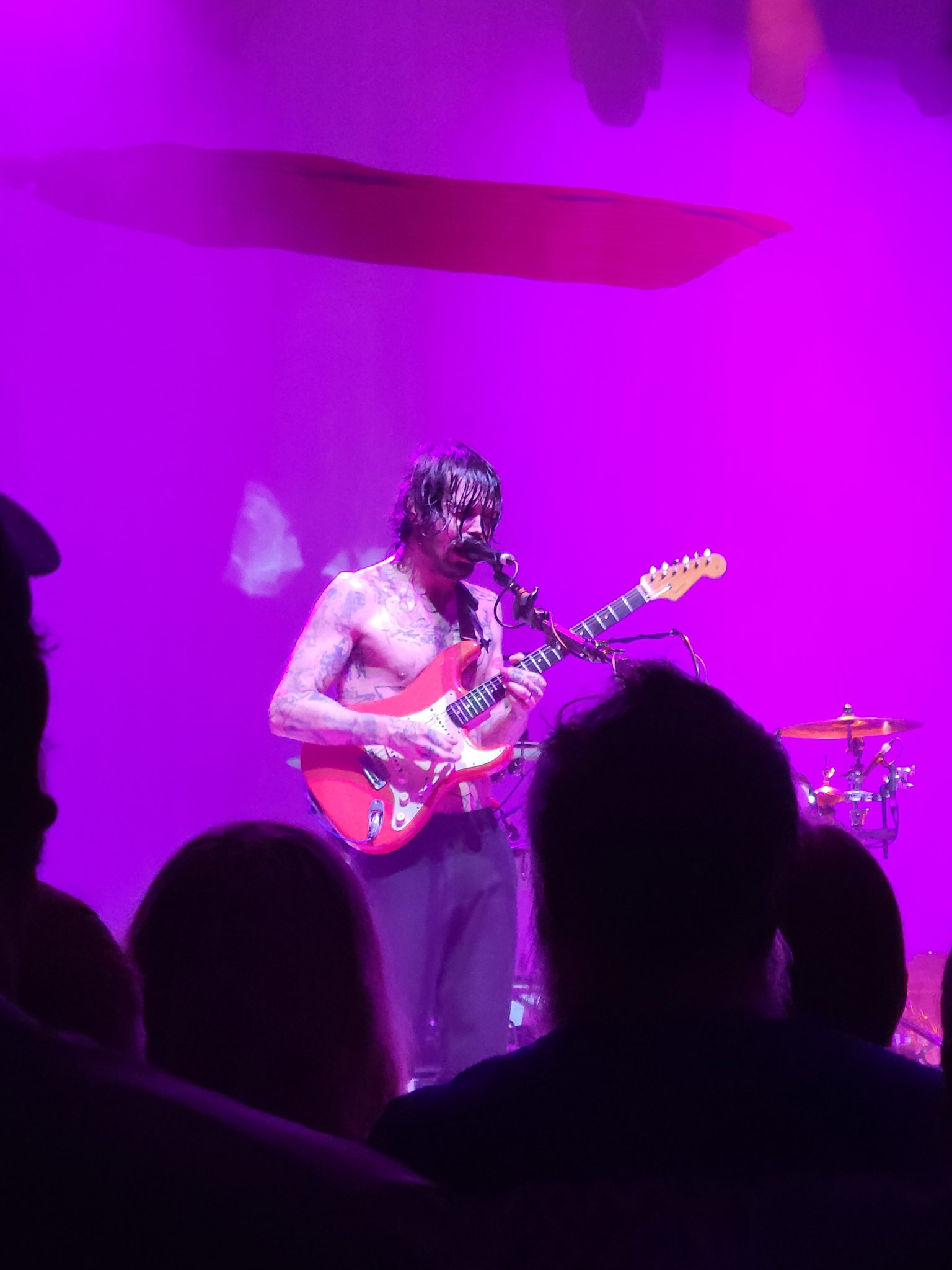 Happy birthday to the one and only, Simon Neil! 
I can\t wait to see these guys live again. 