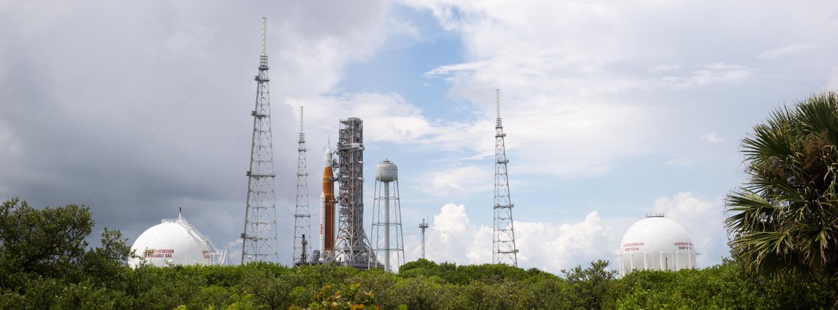 NASA_SLS's tweet photo. #ICYMI - On Saturday, Sept. 3, @NASA will target a two-hour launch window beginning at 2:17 p.m. EDT for the launch of #Artemis I - the first integrated test of SLS, @NASA_Orion and the ground systems at @NASAKennedy in Florida.

MORE >> https://t.co/rSGRhOAosE https://t.co/yQhOFpY9Eh
