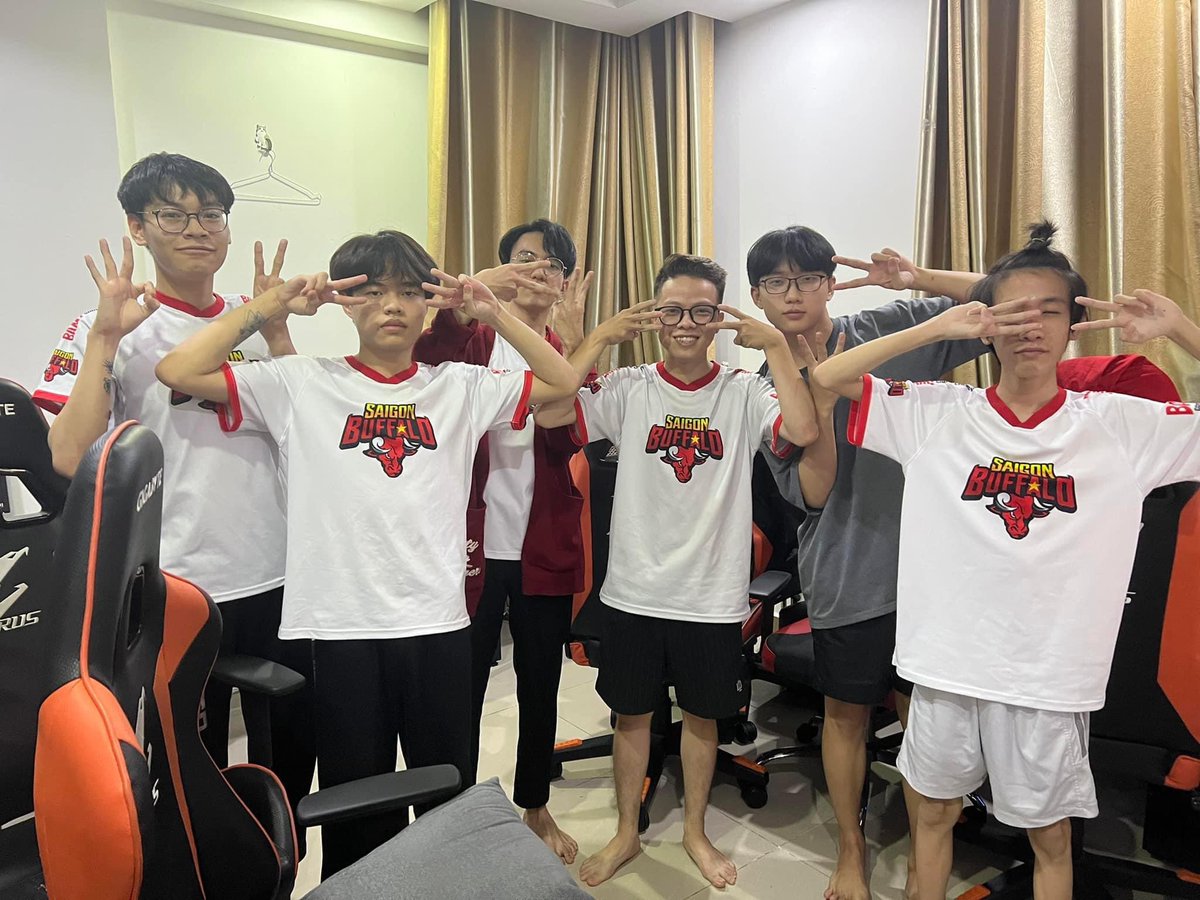 ThanhDat712's tweet photo. Worlds 2022 here we go! 🔥🔥🔥 https://t.co/PAFSkmPR3z