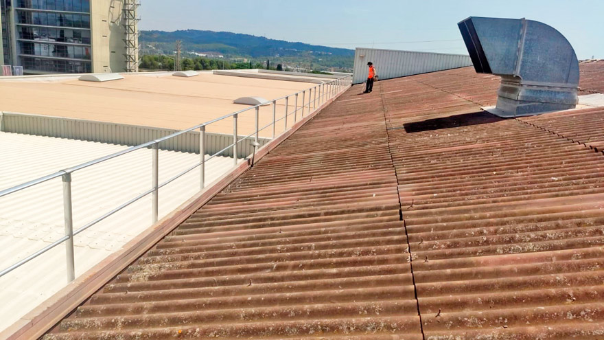 Instaladas Barandillas Aluminio en Cubierta T1 Seat Martorell

fallprotec.es/noticias/baran…

#Barandillasdeseguridad
#Barandillasdealuminio
<a href="/SOMAIN_SECURITE/">SOMAIN SECURITE</a>