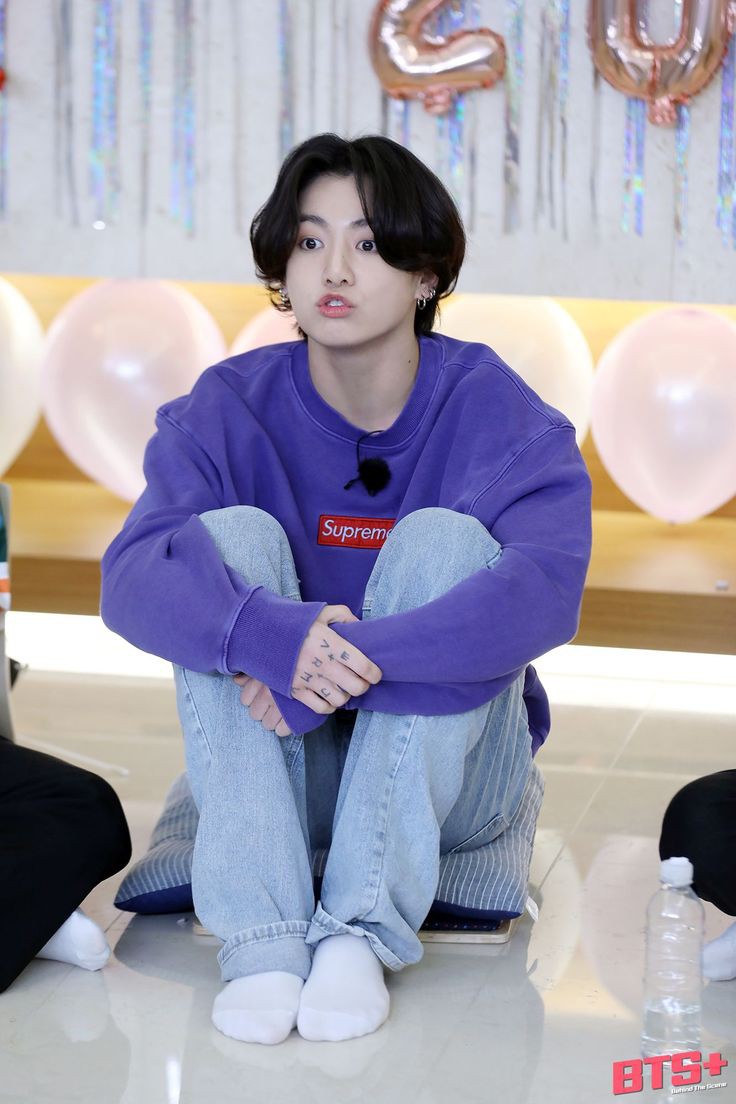 B18724417's tweet photo. Küçük tavşanımız 25 yaşında 🥺💜
İyi doğdun bebeğimiz 
#JUNGKOOKDAY https://t.co/RdLRmWcKi2