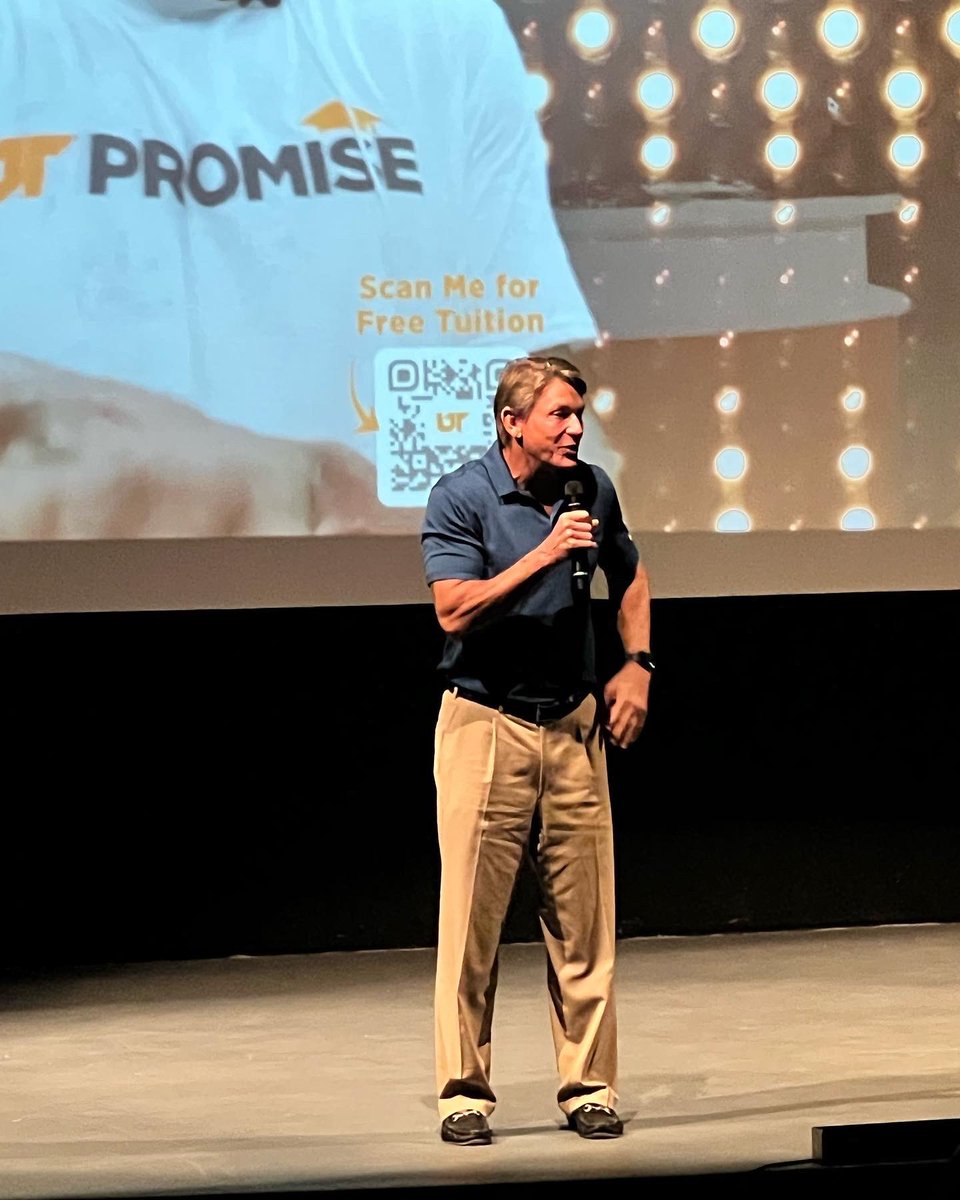 Ayers Foundation-LCHS tweet media