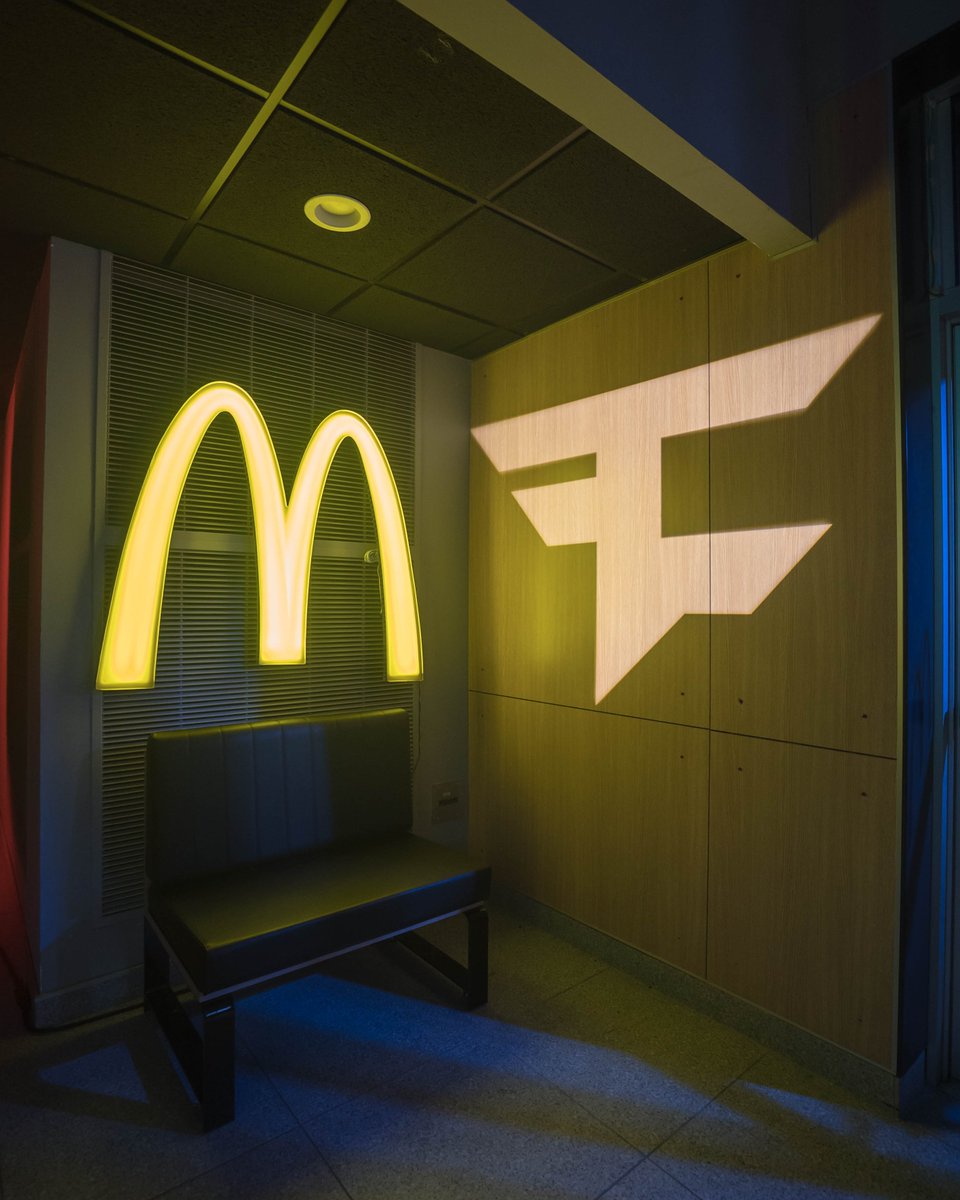FaZeClan's tweet photo. We're pulling up to the second window. 

Excited to announce that we've renewed our partnership with @McDonalds. #FaZeUp https://t.co/RltQQhLz4I