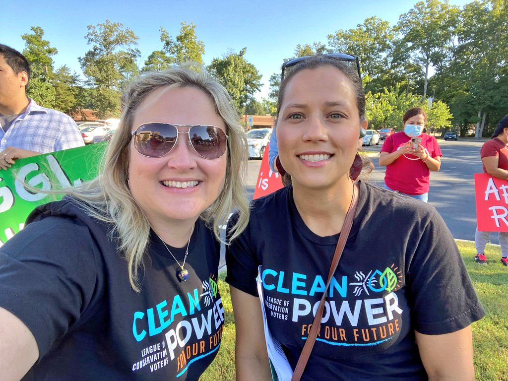 VirginiaLCV's tweet photo. Rallies to support climate action are taking place across the state today! We're with partners at the #RGGI Richmond rally as the VA Air Pollution Control Board meets inside.

⚠️@GovernorVA has no authority to overrule the General Assembly by removing VA from #RGGI! https://t.co/EtUezv8j9e