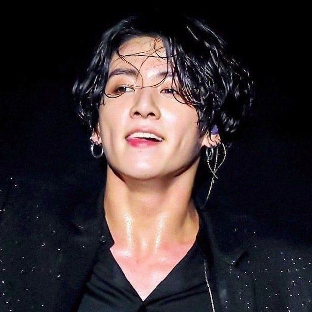 Hobi7M's tweet photo. تولددد جونگکوکی مباااارکک🎉🎊💜🫂🐰
HAPPY BIRTHDAY JUNGKOOK
#OurYouJungkook
#HAPPYJKDAY
#JungkookDay
@BTS_twt https://t.co/NRb6fCpG1U
