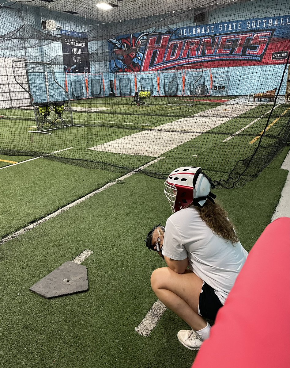 CoachStockdale2's tweet photo. @sandstorm_44 @CoachSgro324 using the best facilities in the @MEAC to get our players better! 🥎 Come to @DelStSB @DSUHornets and see for yourself!! https://t.co/X2FG89WTkQ
