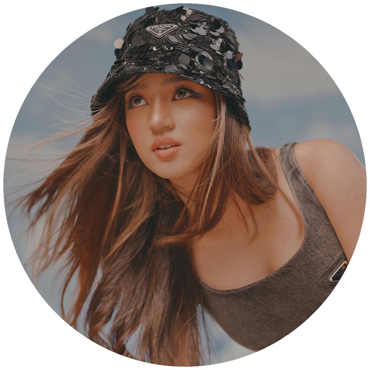 angelicfile's tweet photo. 𓆩🌨𓆪 ː layout suggestion !   ໋֢ 𖥻 ˊˎ-

icon: belle mariano
header: @.donbhielat https://t.co/F5czb1CbPv