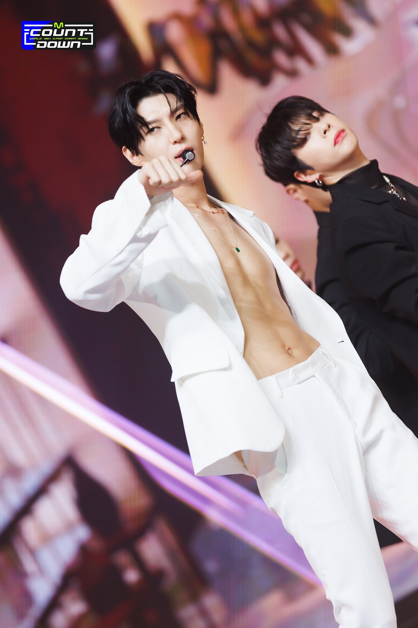 Legendary Kpop Abs ♂️ on X: "1634. Leo / VIXX https://t.co/tSb2eaxX1b" / X