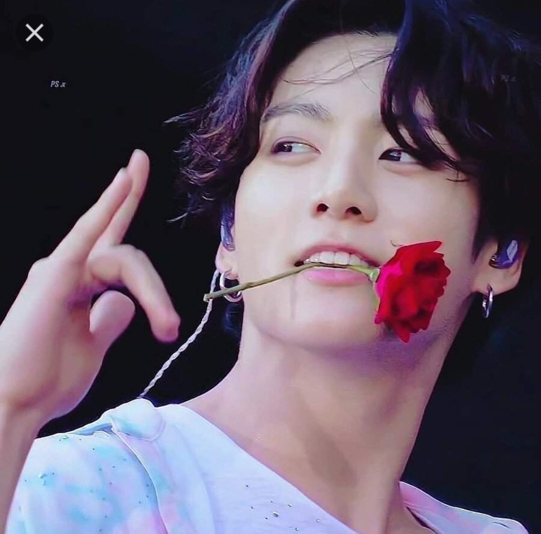 AddinallAnina's tweet photo. @BTS7_twt_JJK
Happy Birthday. May all your dreams and wishes come true. I 💜 you. #taekooker. https://t.co/5HxEUsKCfo