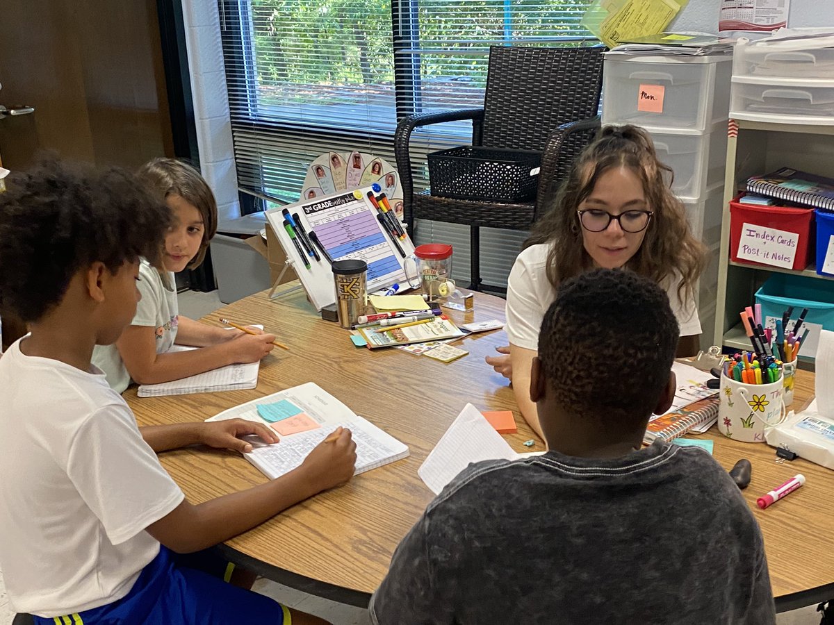 Julie Morris tweet media