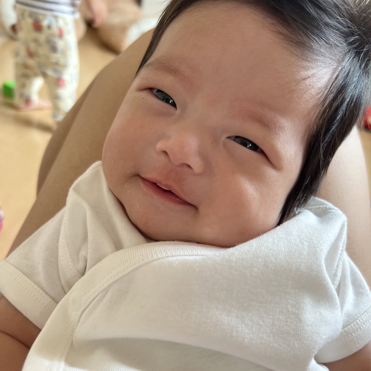 nanaka2065's tweet photo. 自分の時間も夫婦の時間もまともに無くて
今は超ハードやけど
それ以上に2人に幸せ貰ってる🤍

どんな兄妹になるんかな〜
恋波もう少し大きくなったら
翠波やられて泣いてそう！��� https://t.co/fvmTTr2iap