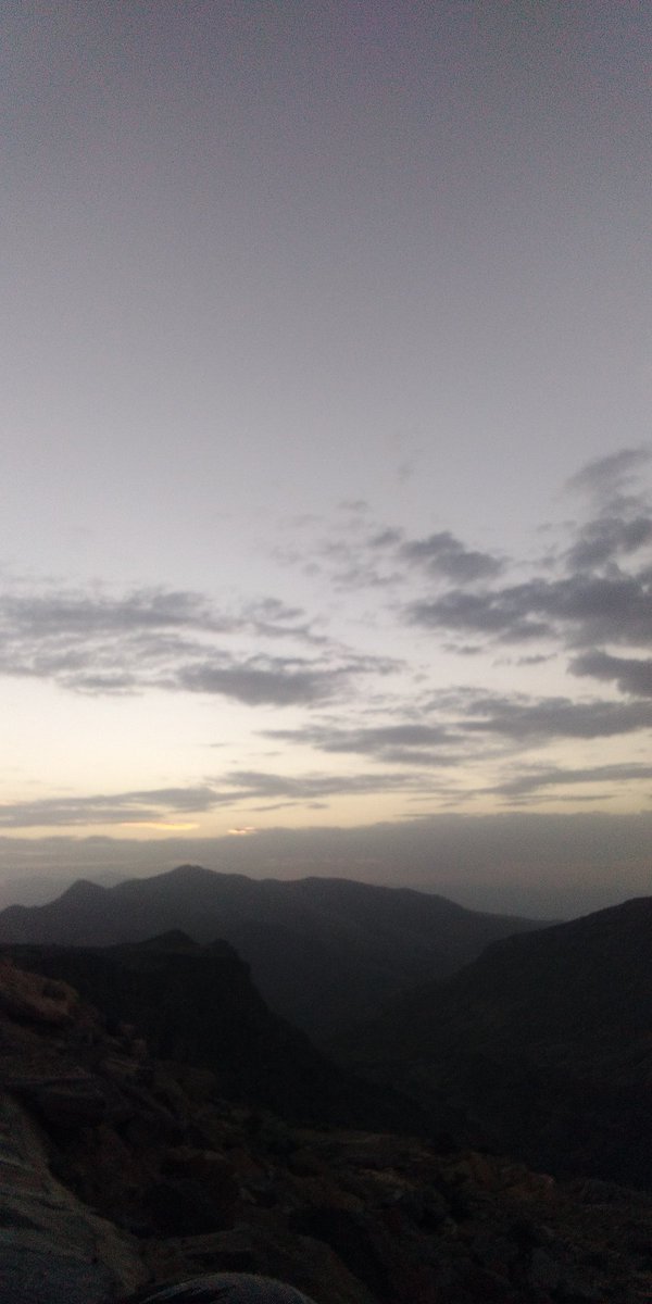 إذا ضاقت عليك السبل... لاتنسى كلمة يا الله... مسائكم طاعه لرب العباد