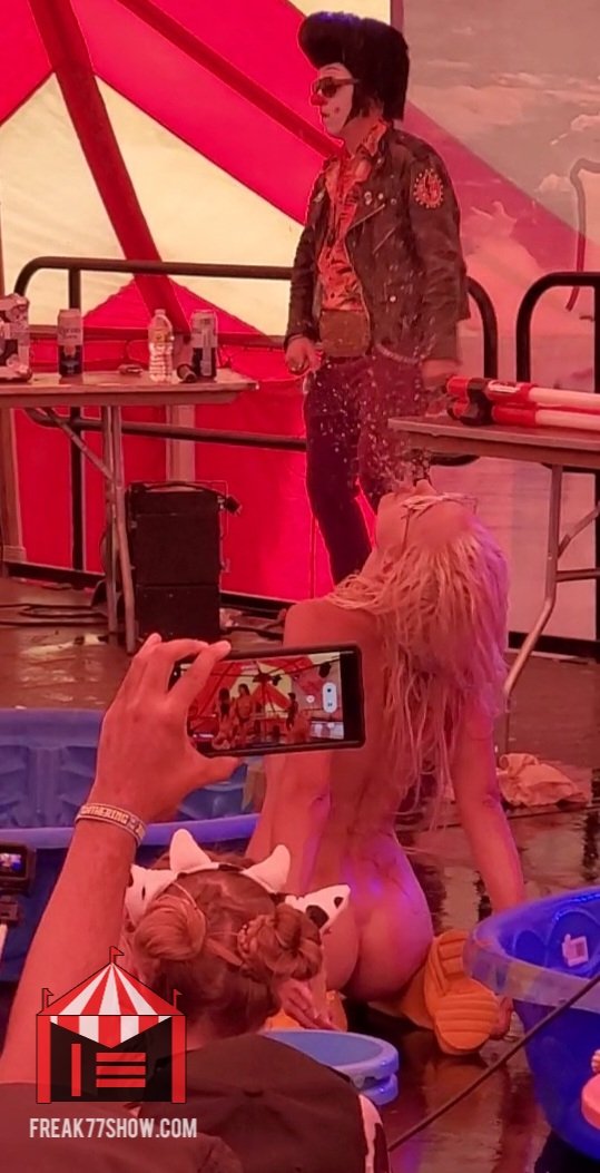 Is it still a wet t shirt contest if everyone is naked?! The Gathering of the Juggalos 2022 https://t.co/MTwXUKOpBb