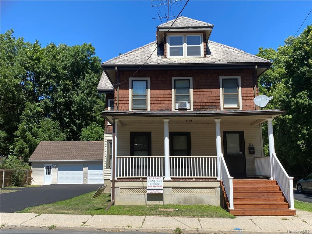 doris_realtor's tweet photo. Here's a listing you won't want to miss! #realestate #homesforsale  https://t.co/FmEHqofwAp https://t.co/VJKKUzLun6