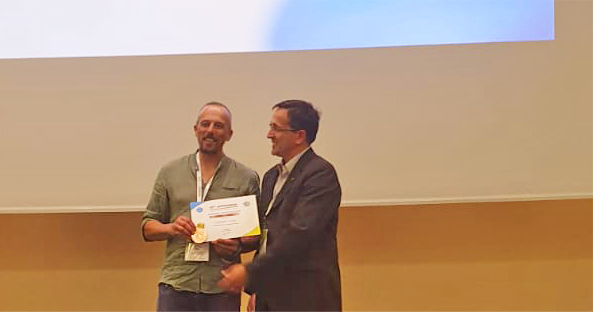 _CONAPI_'s tweet photo. #Conapi won bronze medal for its raw linden #honey, standing out for its #quality, at “World Beekeeping Awards 2022” held in Istanbul from August 24th to 28th during @apimondia International Apicultural Congress!🍯🥉 #Award was given to Diego Pagani, President of our consortium https://t.co/DDTXjZo3Z5