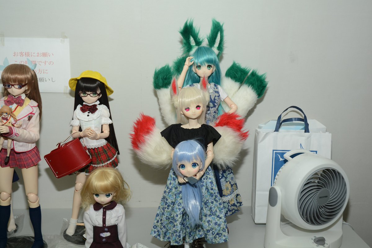 Miko_Teruya's tweet photo. ①輝夜ちゃんとの鉄道旅行
②③④あとは全部 #DOF18
#8月を写真4枚で振り返る https://t.co/0PksYB2nEH