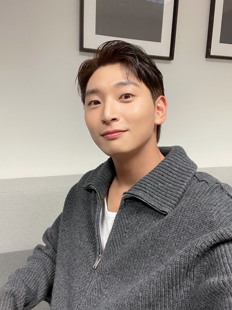 [#정진운] '오! 마이 고스트' 트위터 블루룸 완료✔️ 오늘 밤 정진운과 함께해 더욱 즐거웠던 트위터 블루룸! 귀신 보는 신입 FD로 변신할 정진운의...
