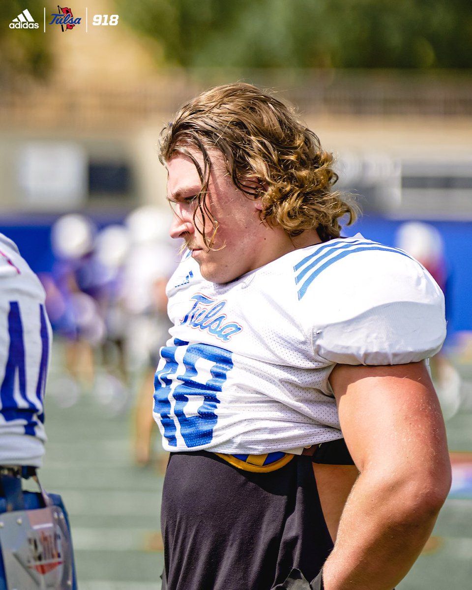 TulsaFootball's tweet image. 👀 on this Saturday 

#ReignCane👑🌀