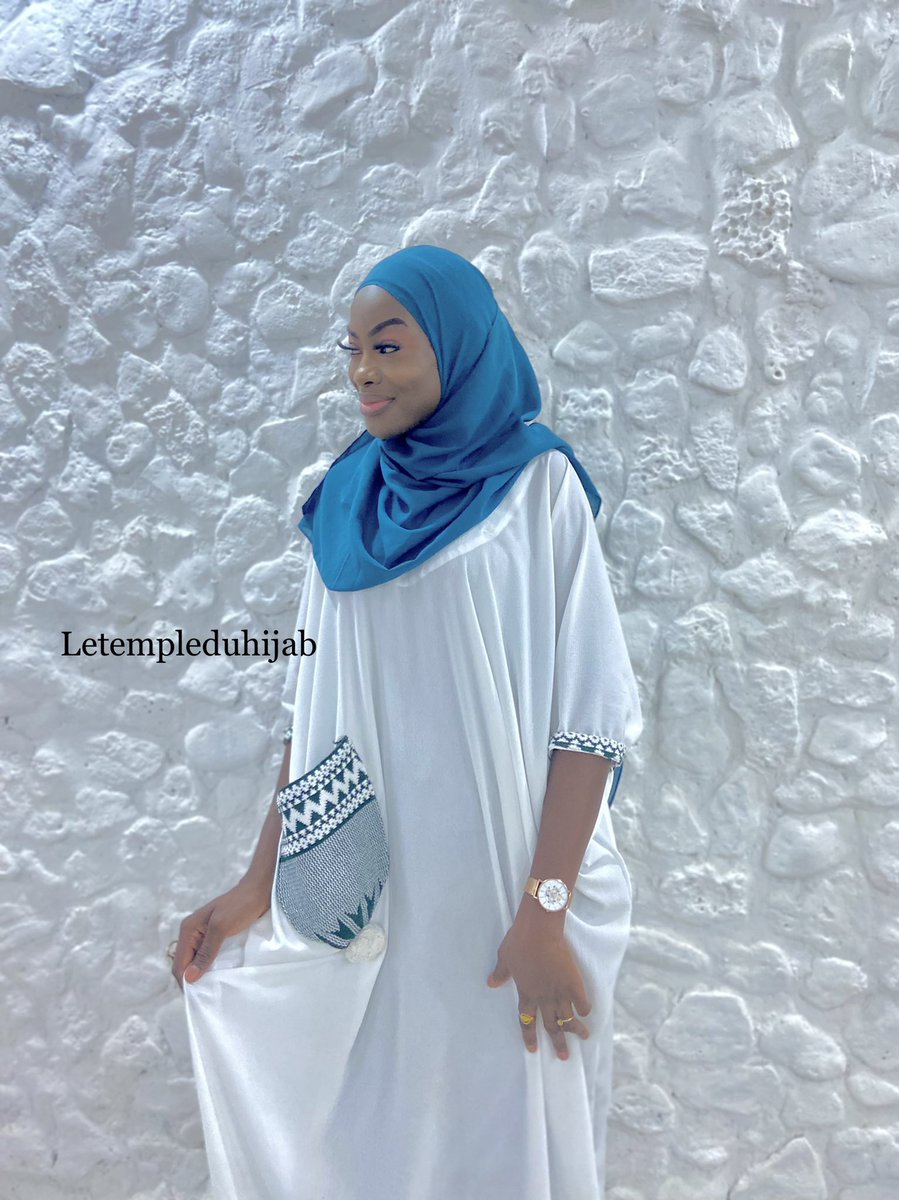 letempleduhijab's tweet photo. 18 SAFAR SUÑU YITÉ 

Tenue disponible au showroom 

Tel : 77 834 38 31 

@mareme_sadio https://t.co/1roj5DBEZU