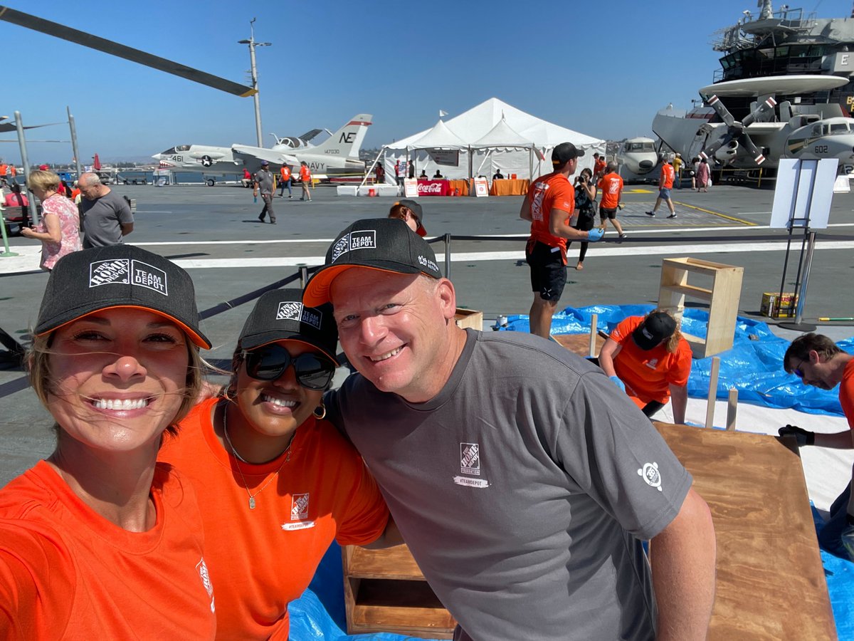 adMarketplace's tweet photo. Thank you, @HomeDepotFound - we look forward to rolling up our sleeves with our friends at Home Depot in the future. Here’s to giving back to the veteran community! Learn more about the cause here: https://t.co/GV7r3uVxAb

#HomeDepot #supportourveterans #GivingBack #adMarketplace https://t.co/9as8EoYJqe