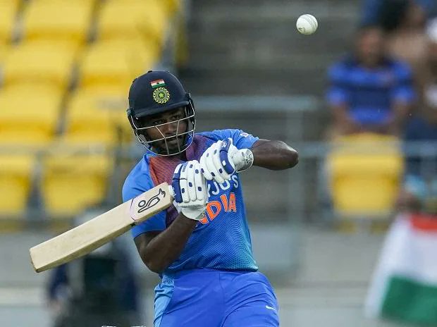 India really needs Sanju Samson who can utilize the powerplay properly. #INDvHK