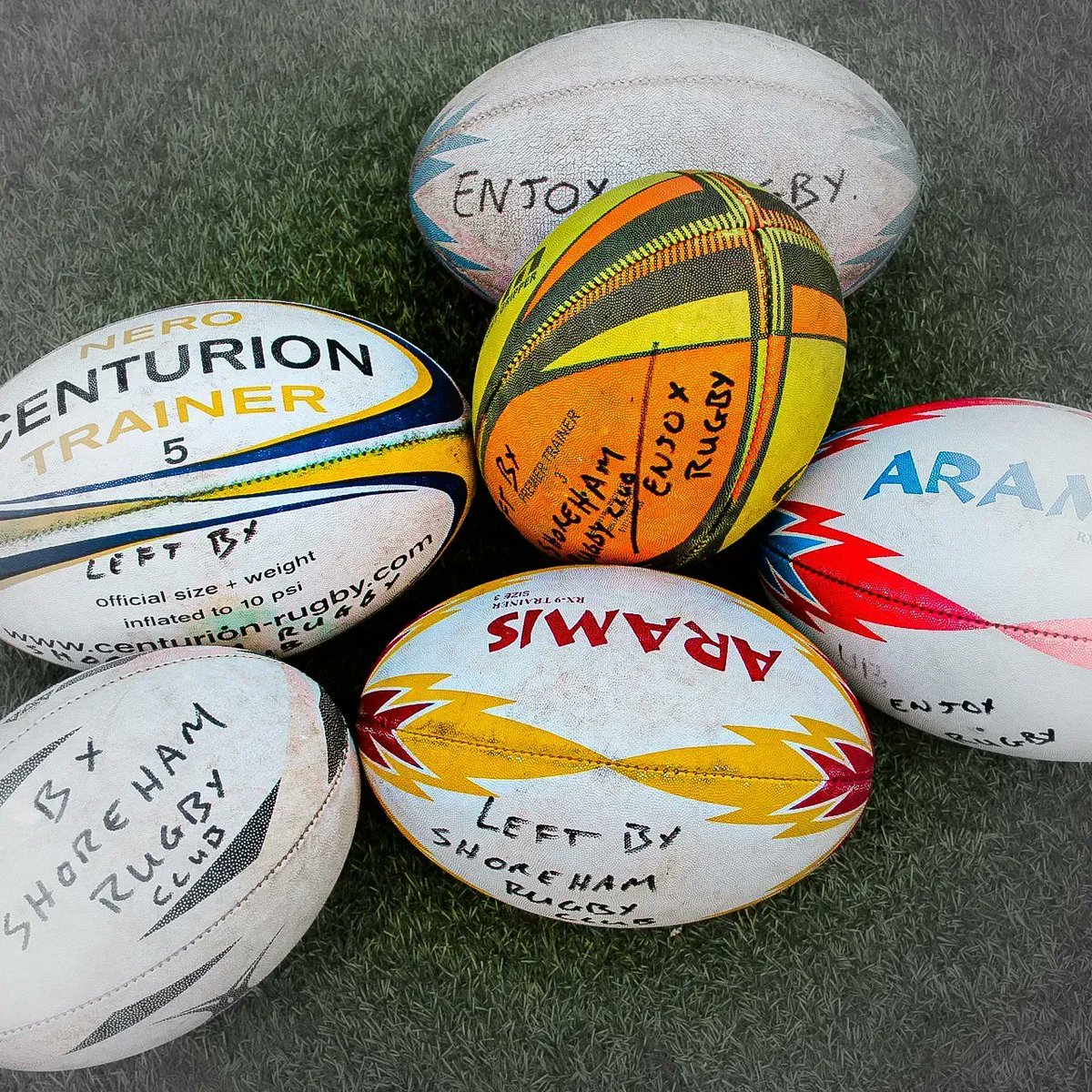 ShorehamRFCYth's tweet photo. A small batch of balls that we will be dropping off in some of the local parks for anyone to pickup and play with.  

Have fun! Enjoy Rugby!

#shorehamrfcyouth #rugby #shoreham #rfu #adur #pickandgo https://t.co/SLWiFVcggA