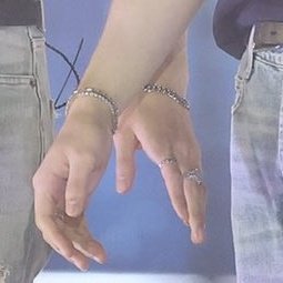 their matching bracelets 🥹