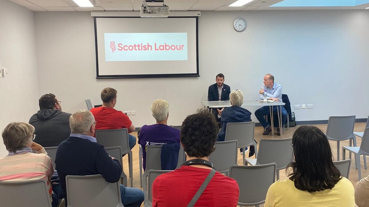 In Dundee to hear from charities working with people who use drugs, city Councillors and party members as the 7 September closing date for the consultation on my Members Bill to license Overdose Prevention Centres in Scotland approaches.

Thanks to <a href="/michaeljmarra/">Michael Marra MSP</a> for hosting me.
