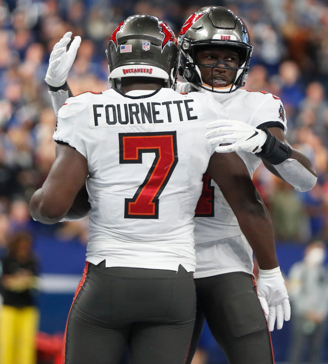 FantasyPros's tweet photo. 🚨 7 DAYS LEFT UNTIL WEEK 1 🚨 https://t.co/YMpMkXHr9J